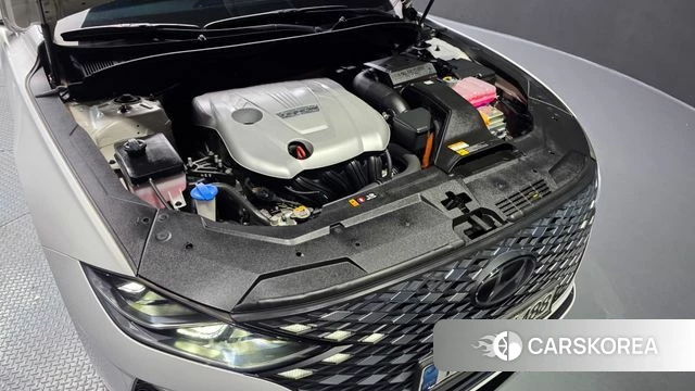 Hyundai The New Grandeur IG Hybrid id 4383850 из Кореи 32