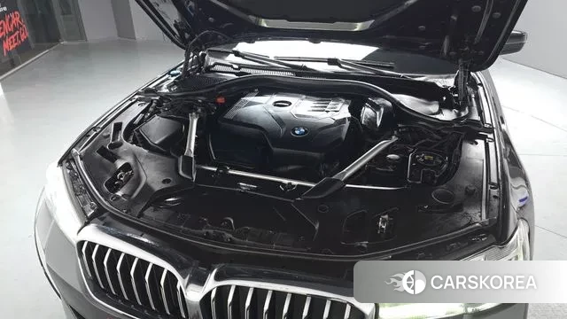 BMW 5 Series (G30) id 3690793 из Кореи 16