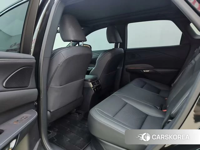Lexus RX 2025 Черный из Китая, фото 6