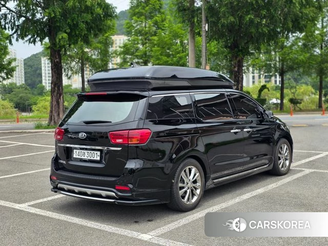 Kia The New Carnival id 4525321 из Кореи 16