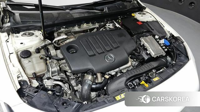 Mercedes-Benz A-Class W177 id 4338692 из Кореи 28