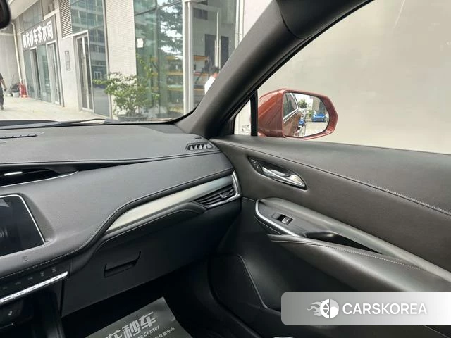 Cadillac XT4 id 4214159 из Китая 19