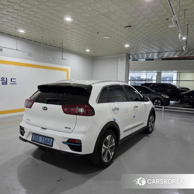 Kia Niro EV id 4309945 из Кореи 15