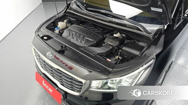Kia The New Carnival id 4562757 из Кореи 16