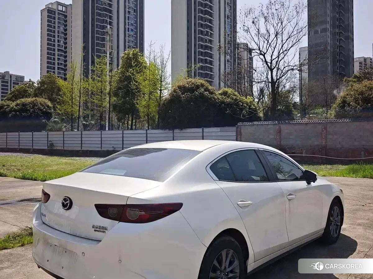 Mazda 3 2021 Белый из Китая, фото 6