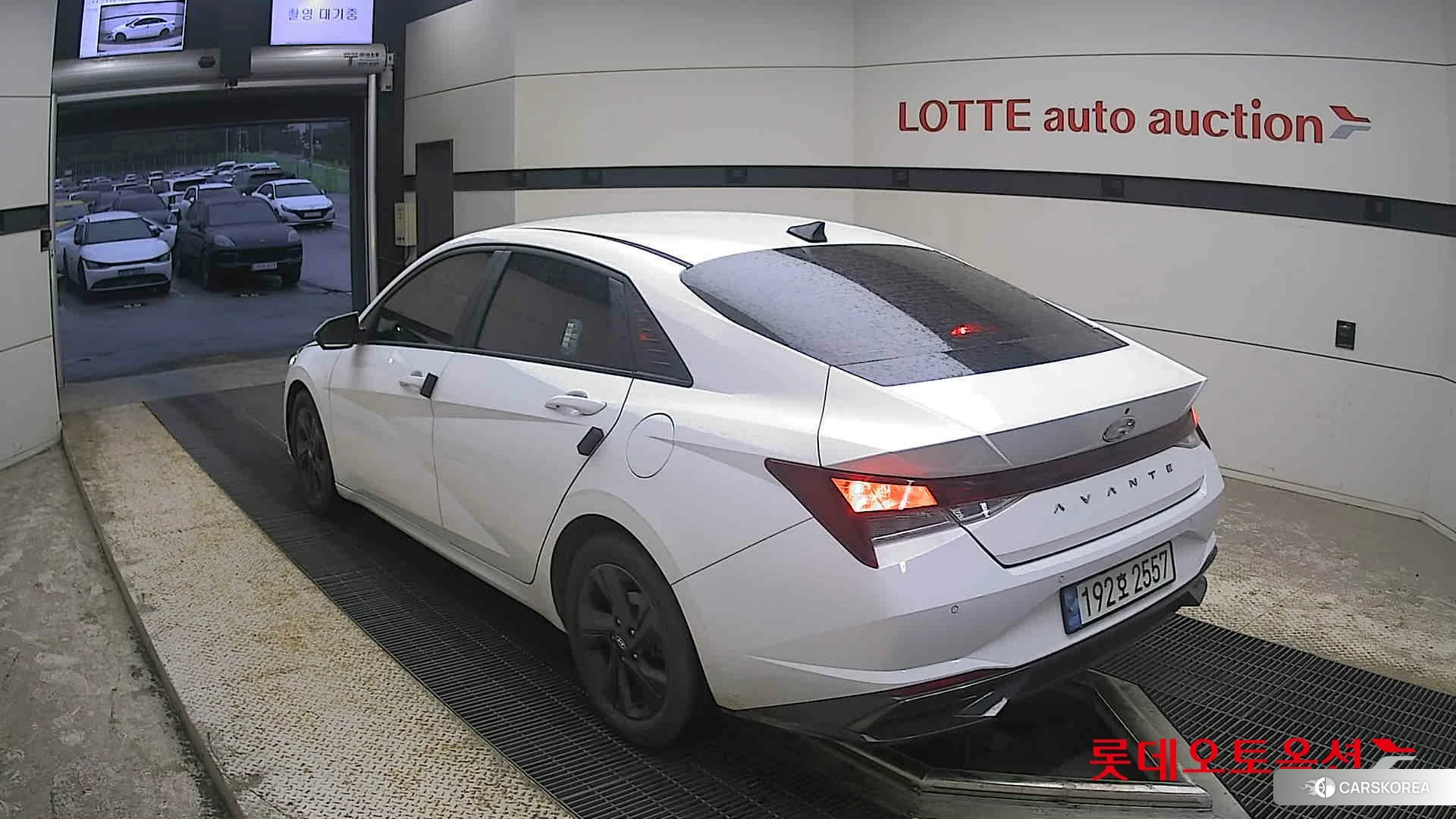 Hyundai Avante id 4289421 из Кореи 32