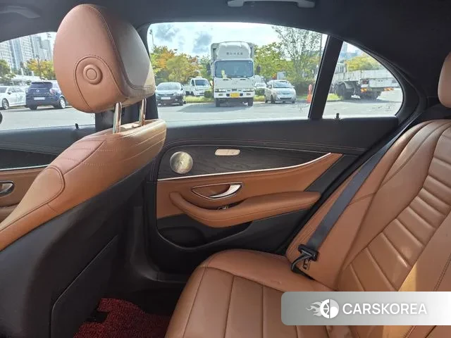 Mercedes-Benz E-Class W213 id 3291327 из Кореи 14