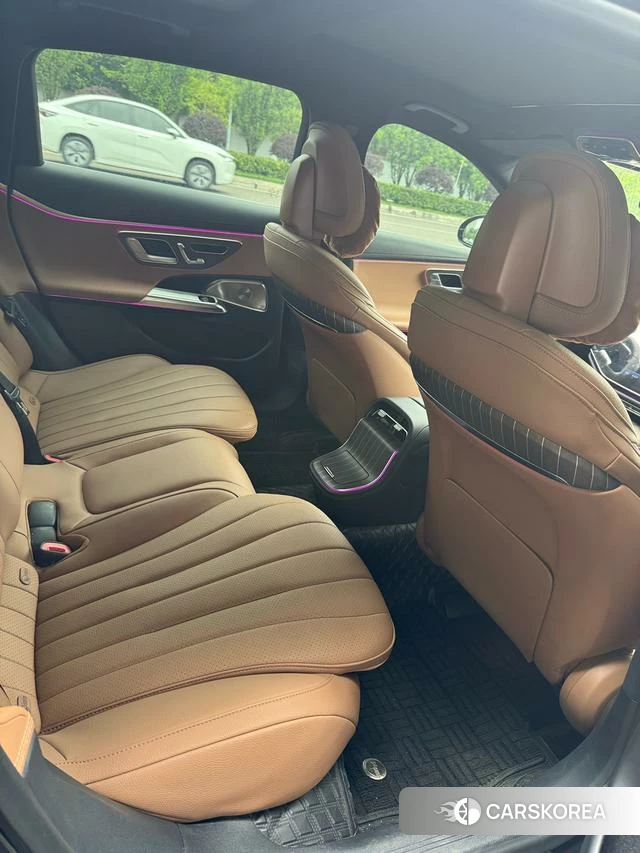 Mercedes-Benz E-class 2024 Черный из Китая, фото 6
