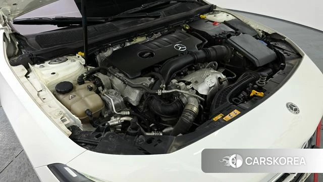 Mercedes-Benz A-Class W177 id 3843814 из Кореи 16