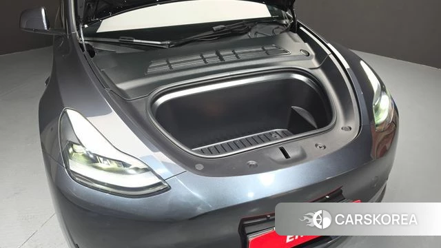 Tesla Model Y id 3939938 из Кореи 16