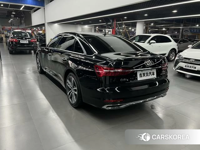 Audi A6L 2023 Черный из Китая, фото 6