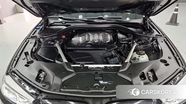 BMW 5 Series (G30) id 3485091 из Кореи 14