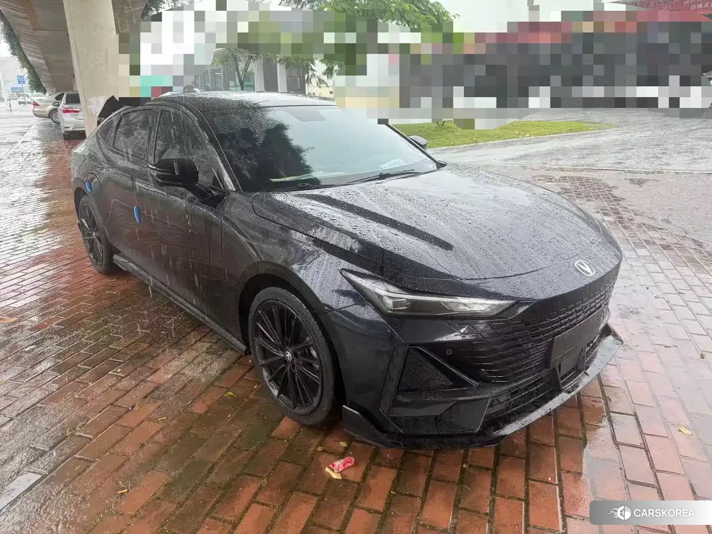 Chang'an Changan UNI-V 2023 Черный из Китая, фото 6