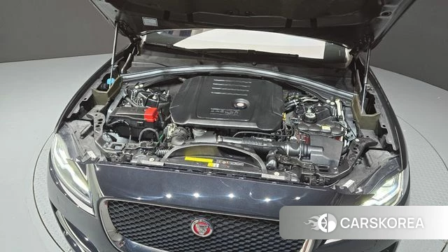 Jaguar F-PACE id 4384602 из Кореи 29