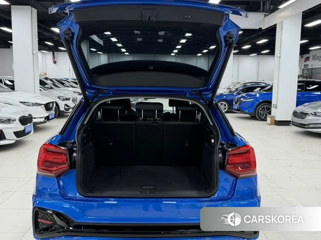 Audi Q2L id 4207421 из Китая 18