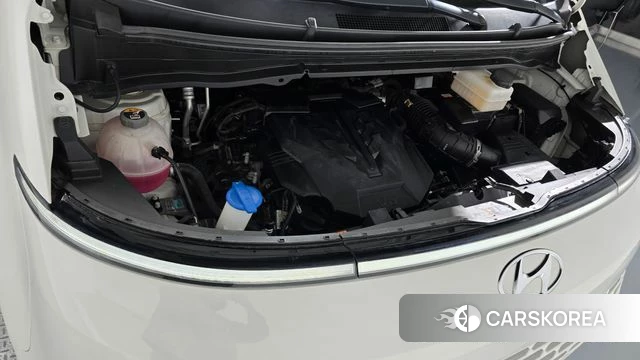 Hyundai Staria id 3842912 из Кореи 16