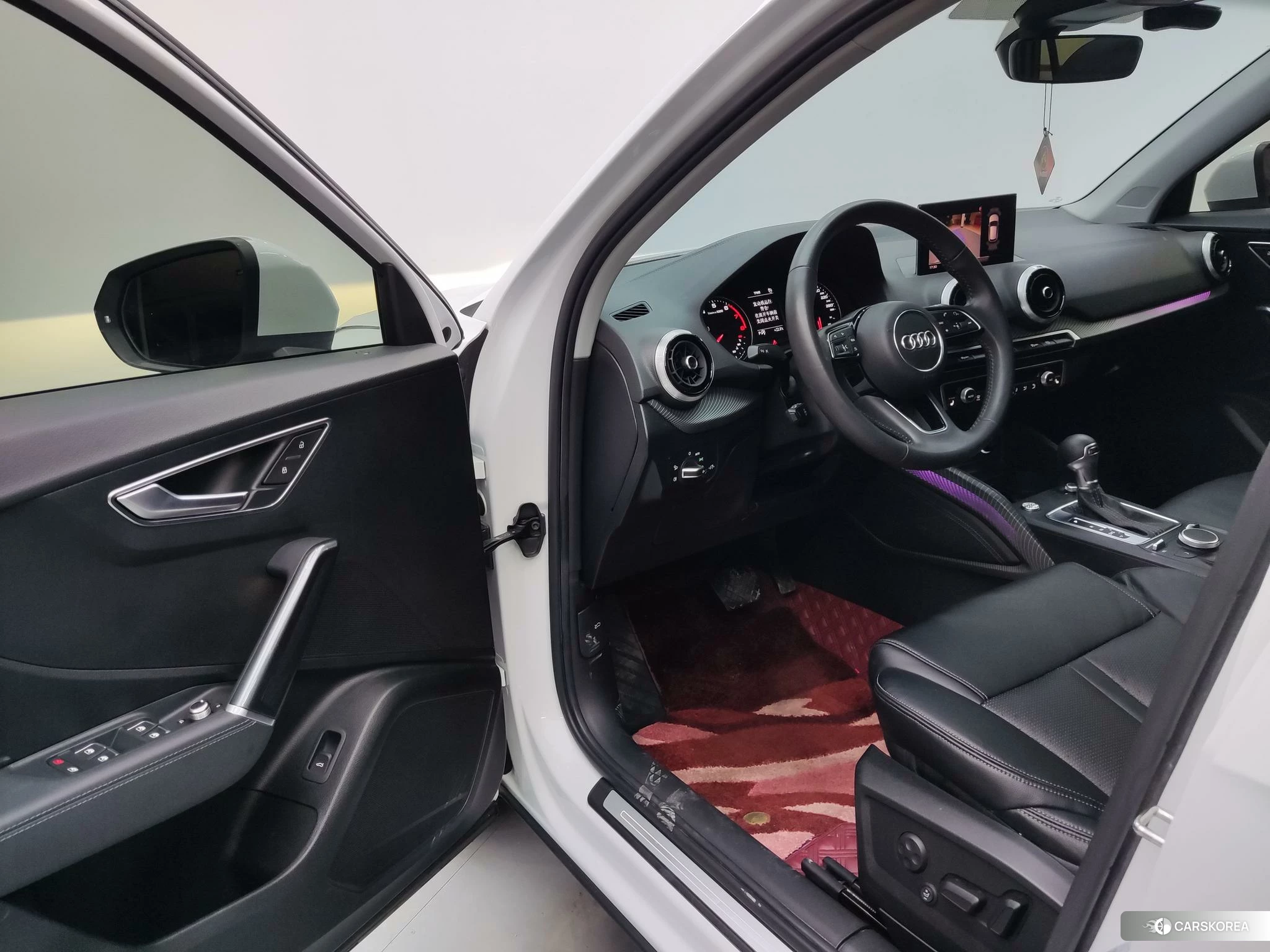 Audi Q2L id 4453677 из Китая 18