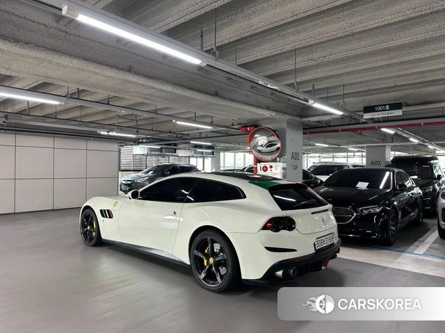 Ferrari GTC4 Russo id 4712981 из Кореи 16