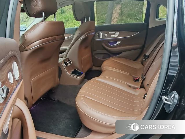 Mercedes-Benz E-class id 4274064 из Китая 8