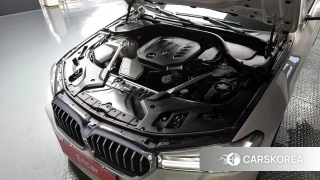 BMW 5 Series (G30) id 2901456 из Кореи 16