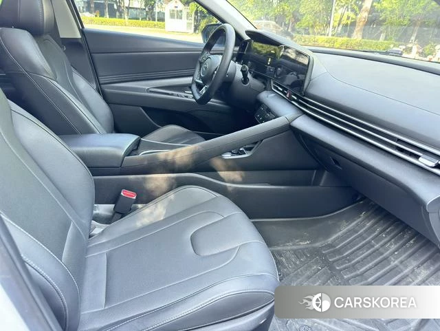 Hyundai Elantra id 4301572 из Китая 8