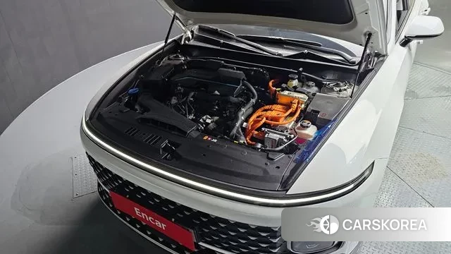 Hyundai Grandeur Hybrid (GN7) id 3042931 из Кореи 16