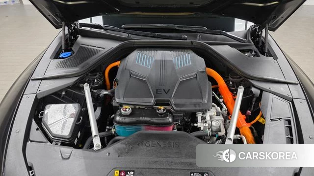 Genesis Electrified G80 (RG3) id 3806468 из Кореи 16