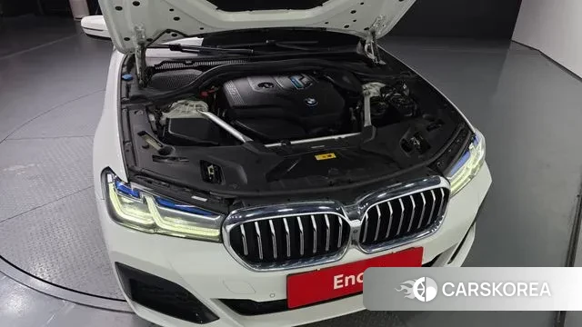 BMW 5 Series (G30) id 3681013 из Кореи 16