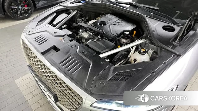 Genesis GV70 id 3788425 из Кореи 16