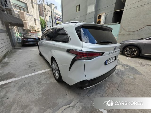 Toyota Sienna 4th Generation 2022 Белый из Кореи, фото 6
