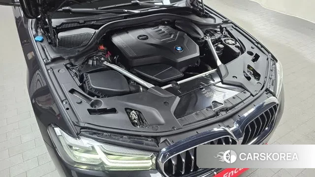 BMW 5 Series (G30) id 3646470 из Кореи 16