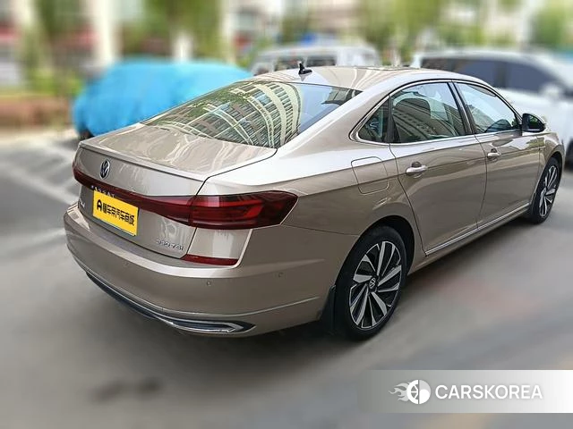 Volkswagen Passat 2021 Шампань из Китая, фото 6