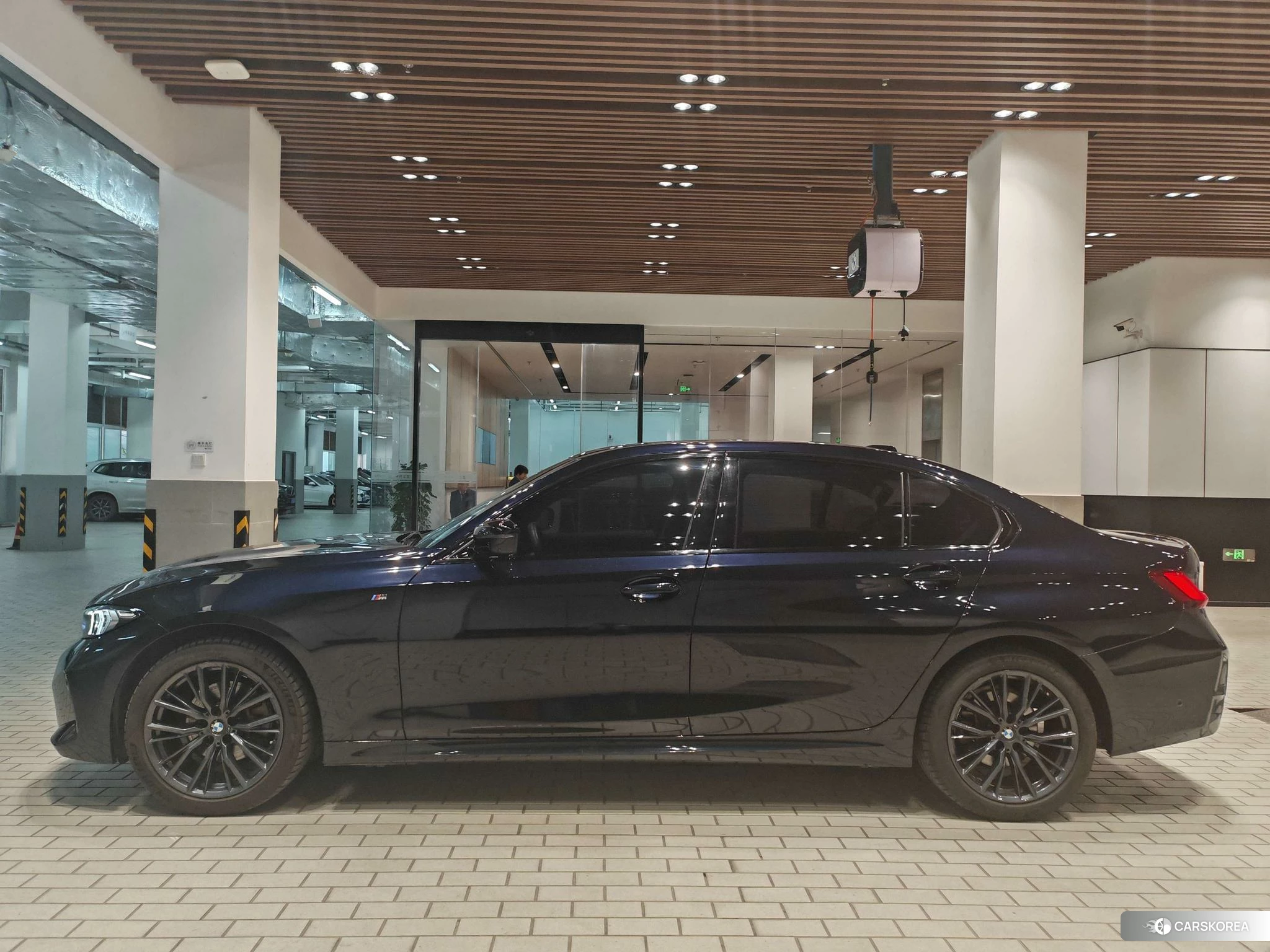 BMW 3 series id 4426482 из Китая 25
