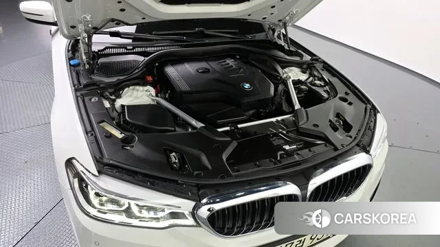 BMW 5 Series (G30) id 3433988 из Кореи 16