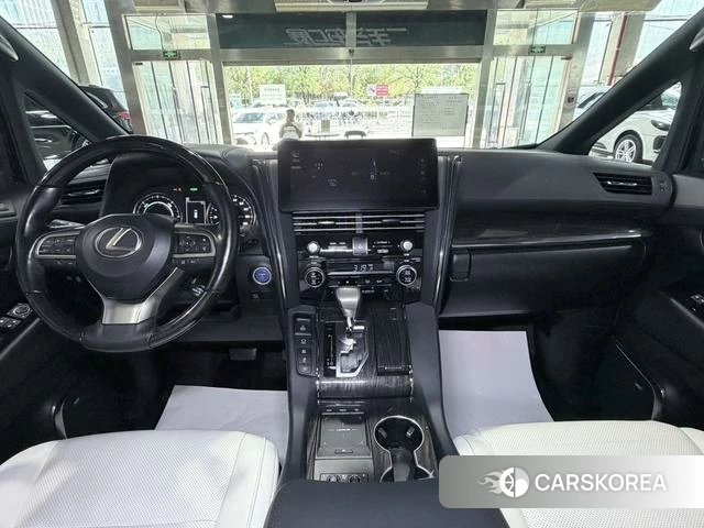 Lexus LM id 4208320 из Китая 15