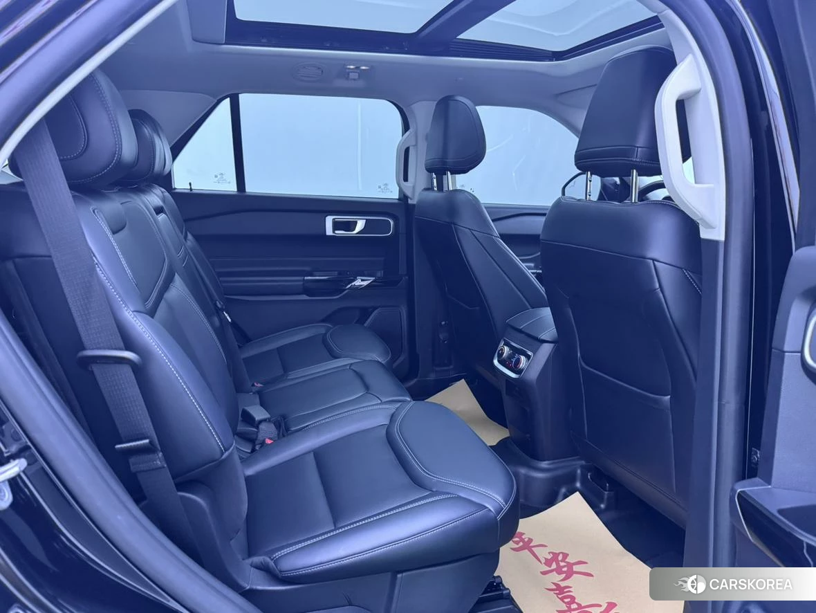 Ford Explorer id 4515247 из Китая 8