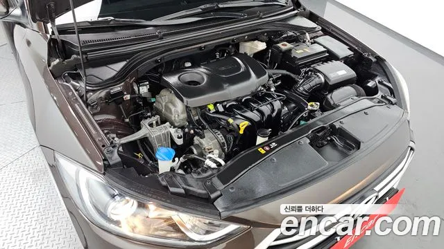 Hyundai Avante AD id 2634959 из Кореи 16