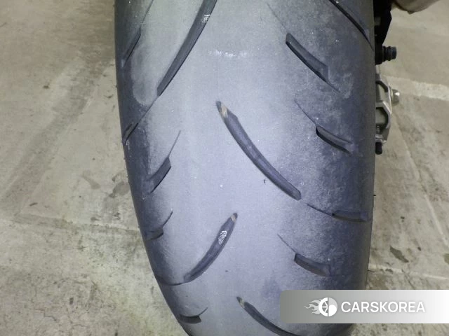 Kawasaki ZX-4RR id 3949354 из Японии 31
