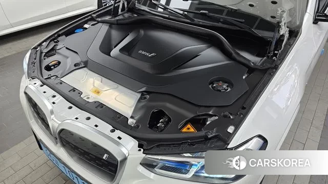 BMW iX3 id 3471797 из Кореи 16