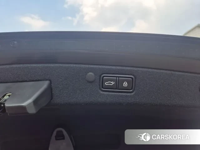 Hyundai The New Grandeur IG Hybrid id 3007309 из Кореи 11