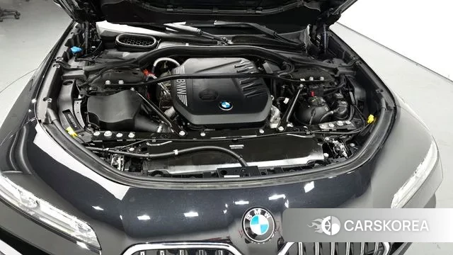 BMW 7 Series (G70) id 3684476 из Кореи 16