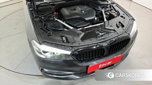 BMW 5 Series (G30) id 3666806 из Кореи 16