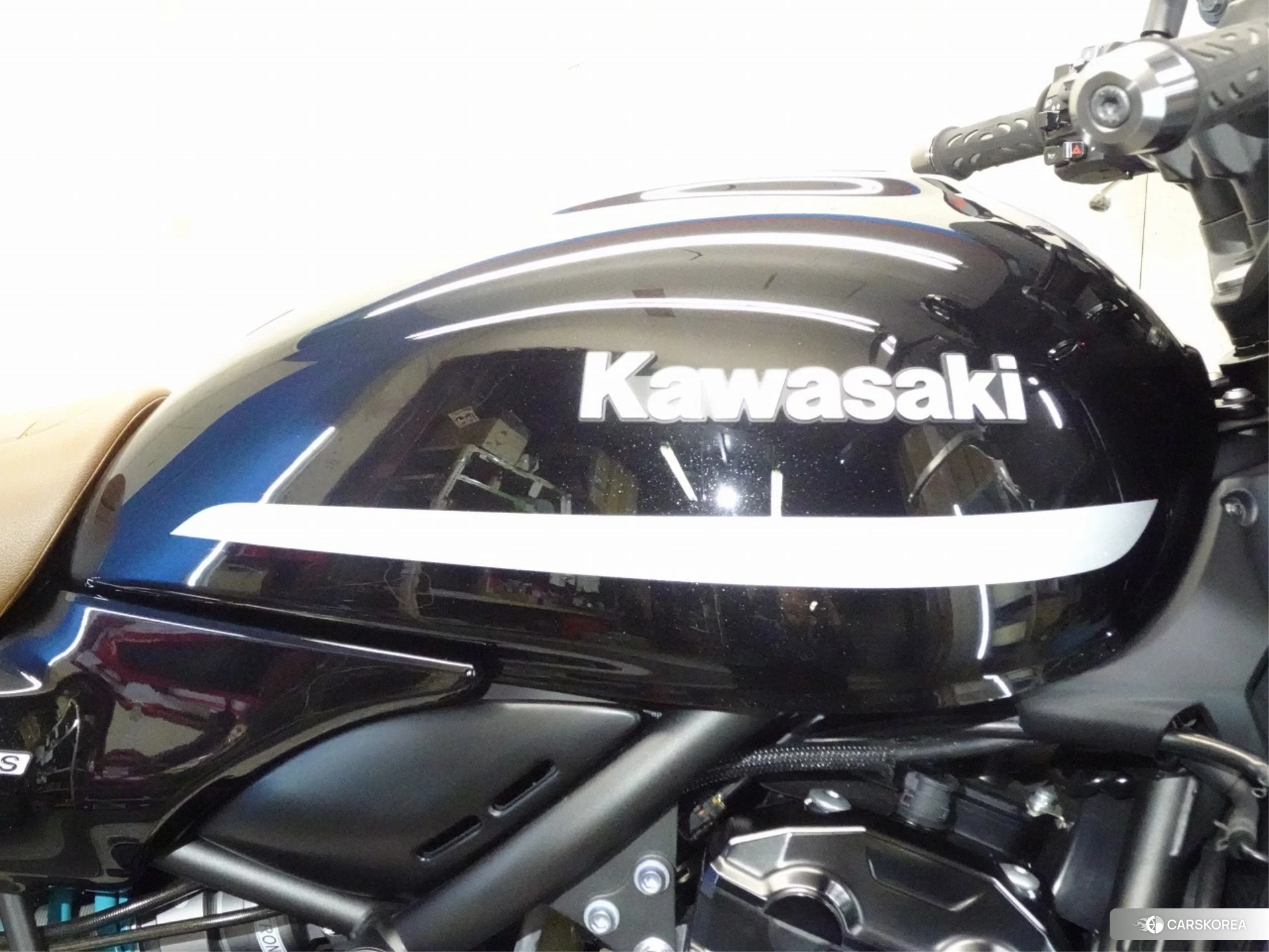 Kawasaki Z900RS CAFE id 4374375 из Японии 26