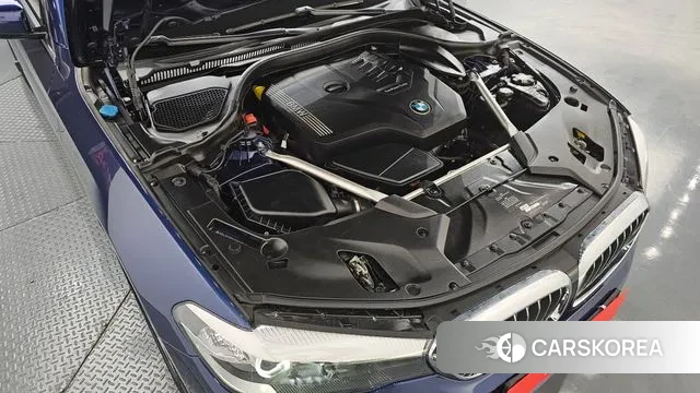 BMW 5 Series (G30) id 3789152 из Кореи 16