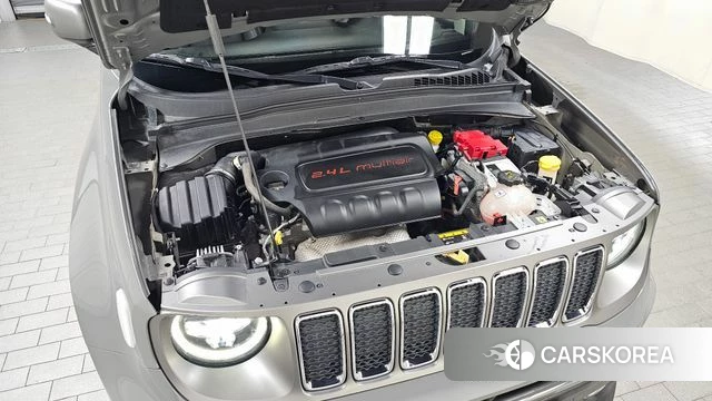 Jeep Renegade id 4429291 из Кореи 27