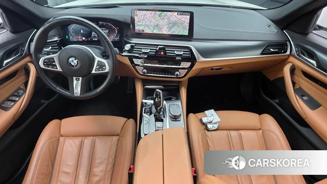 BMW 5 Series (G30) id 4329893 из Кореи 30