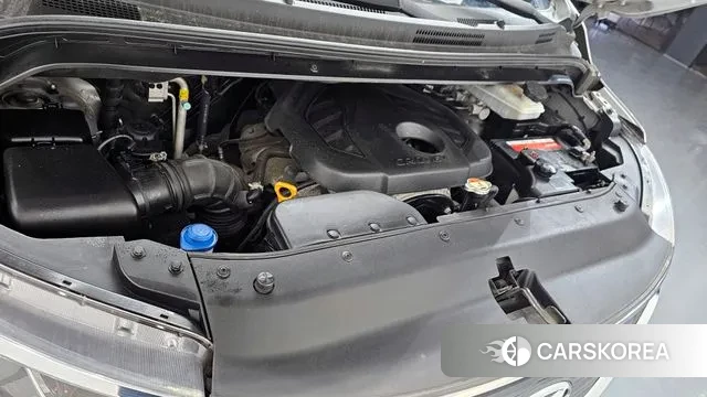 Hyundai The New Grand Starex id 3563275 из Кореи 16