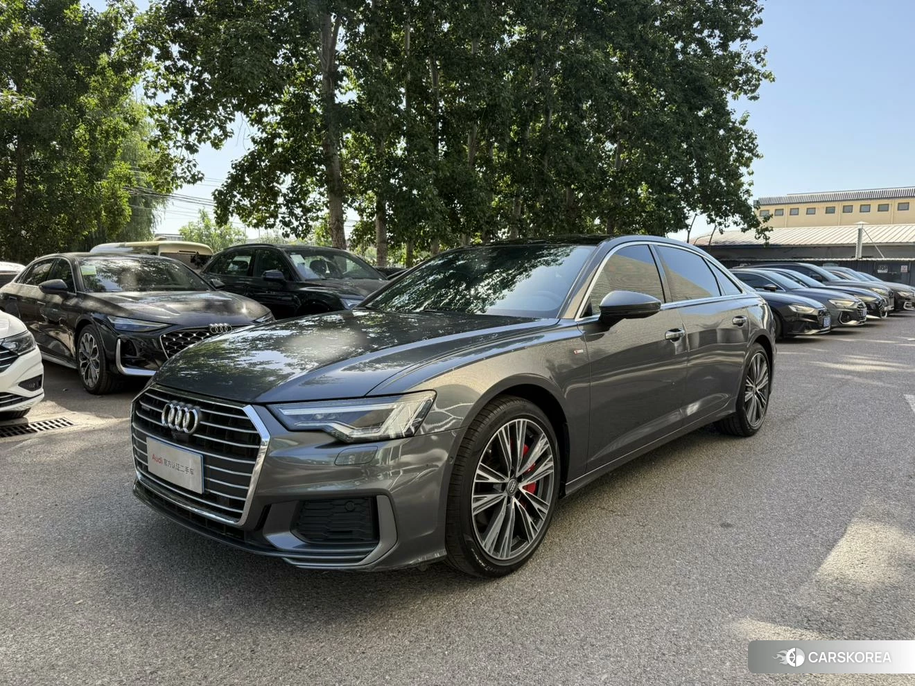 Audi A6L id 4407550 из Китая 13