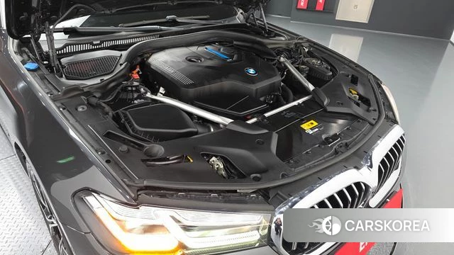 BMW 5 Series (G30) id 3954856 из Кореи 16