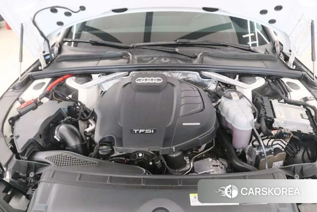 Audi A4L id 4341609 из Китая 11